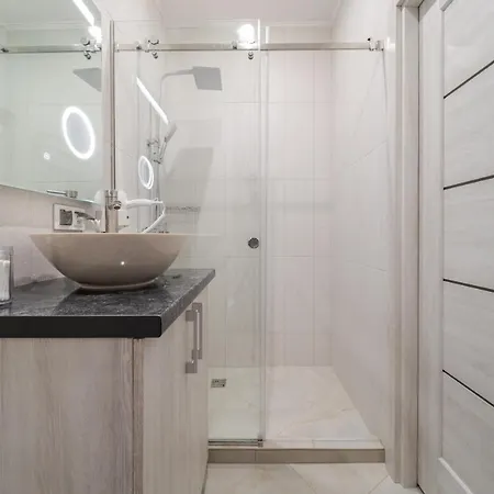 Luxury Flat In Downtown 2 *